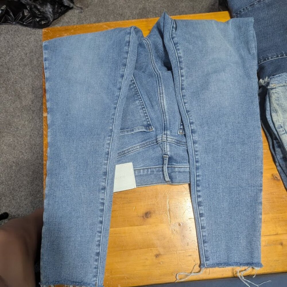 Express High Rise Jeans - Picture 2 of 4